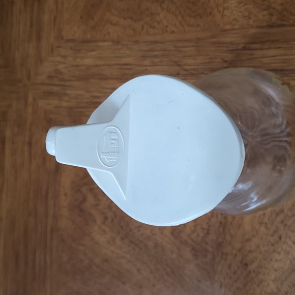 Vintage Log Cabin Syrup Dispenser - Picture 4 of 9